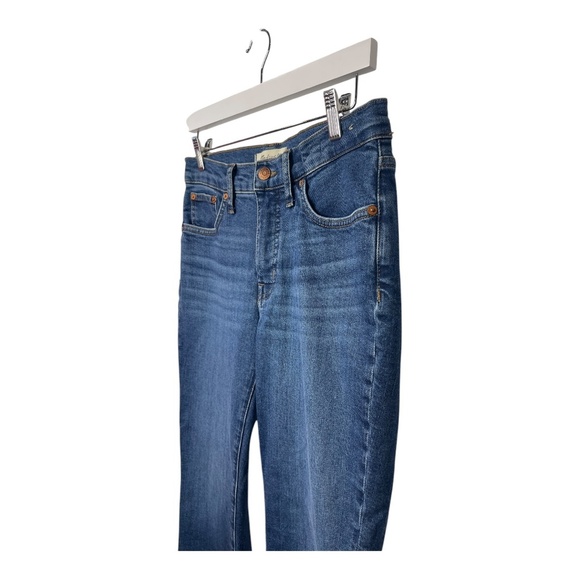 Madewell Mid-Rise Kick Out Jeans - Picture 3 of 10
